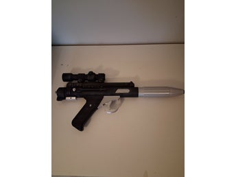Star Wars Blaster DH-17 (Replika)