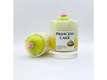 Princess Cake Vispad doftljus i 100% sojavax ljus 270 G
