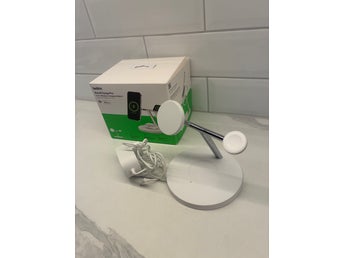 Belkin BoostCharge Pro 3-i-1 trådlös laddningsstation
