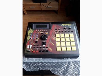 Akai Mpc 00 Xl Se 1 Sallsynt Special Editio ᐈ Kop Pa Tradera
