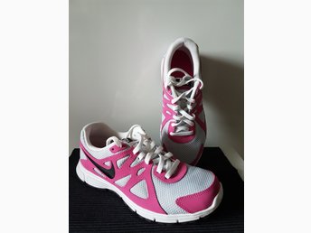 nike revolution 2 dam nike revolution 2 dam