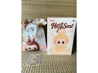Nr. 50. Helt ny Labubu SISI. Pop Mart Labubu Have Seat , The monsters.