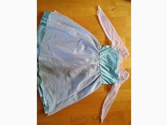 Elsa klänning frost med cape i stl 92 (408268010) ᐈ Köp på Elsa klänning frost med cape i stl 92 (408268010) ᐈ Köp på
