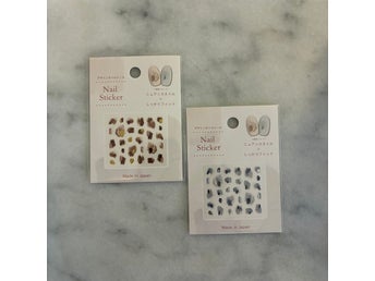 2 paket nail stickers