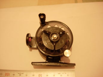 Ny Mini rulle Pimpelspörulle 36g liten spole dia ca 5cm mormyska metspö isfiske