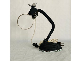 Vintage Industriell Förstoringslampa Gjutjärn Lupplampa Skrivbordslampa 50-tal
