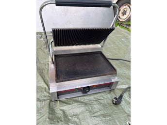 Kontaktgrill / Paninigrill - Exxent Professionell – Räfflad & Slät – 230V