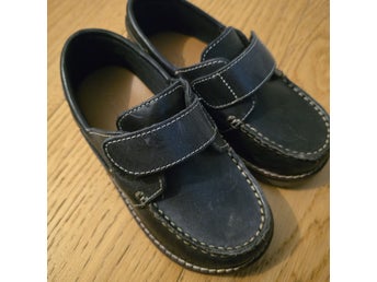 Zara Loafers Svarta Storlek 26