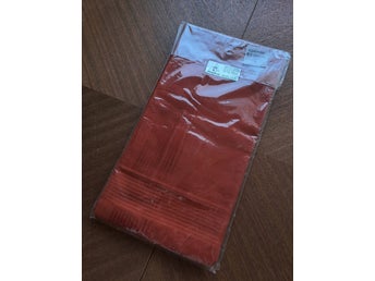 NOS VINTAGE 70-TAL Näsduk bröstnäsduk handkerchief hankie pocket square 1970s