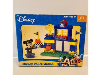 Komplett Disney Musse Pigg Polisstation i Byggklossar - Mickey Mouse
