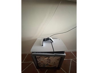 Playstation 5 med handkontroll