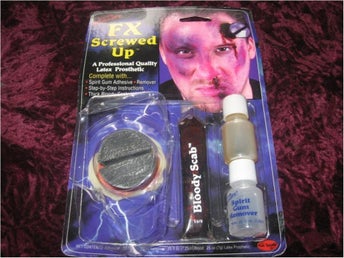 SKRUV I HUVUDET MAKE-UP KIT (HALLOWEEN) MASKERAD