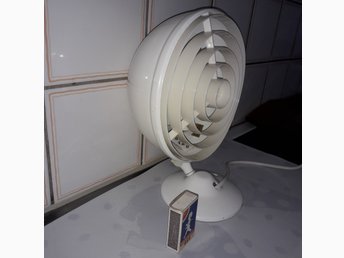 LAMPA, Retro VÄGGLAMPA, ELIT, Agentur KNUD CHRISTENSEN, Randers, Metall LAMPA, Retro VÄGGLAMPA, ELIT, Agentur KNUD CHRISTENSEN, Randers, Metall
