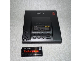 teated | 1990s | SONY | Discman | D-303 | portable CD player