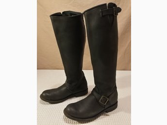 Svart skinn stövlar Primeboots i str 39 Svart skinn stövlar Primeboots i str 39