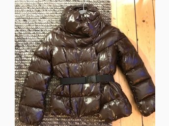ᐈ Köp & sälj Moncler Kläder second hand på Tradera ᐈ Köp & sälj Moncler Kläder second hand på Tradera