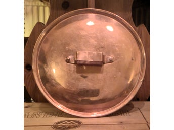 Antikt kopparlock 20 cm – Förtent insida retro grytlock handslaget
