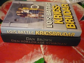 BOK, 2 STYCKEN BÖCKER, DAN BROWN: DEN FÖRLORADE SYMBOLEN, LOIS BATTLE: KRIGSBRUD
