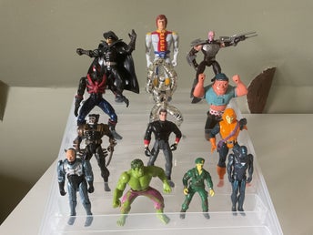Stor Lot Vintage Actionfigurer 90-tal/00-tal – Batman, TMNT, Spider-Man m.fl.