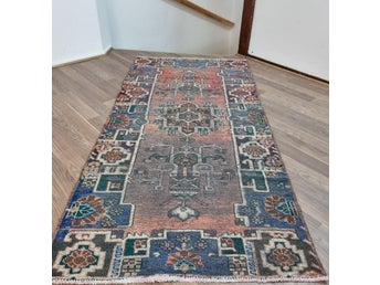 Äkta Vintage matta ca: 222x105 cm