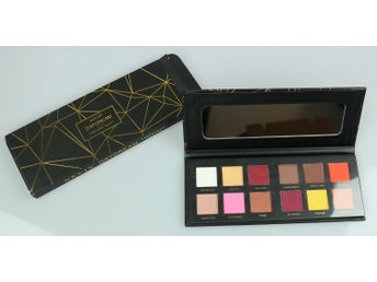Eyeshadow / Ögonskuggor Palette Daydream