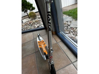 Razor sparkcykel