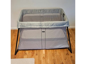 BabyBjörn Resesäng Spjälsäng Light Meshtyg