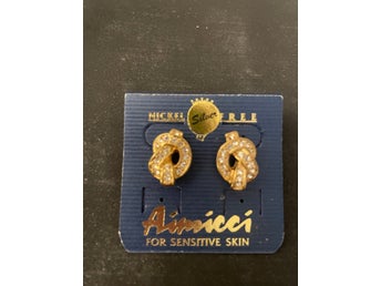 Örhängen i guld och diamanter
