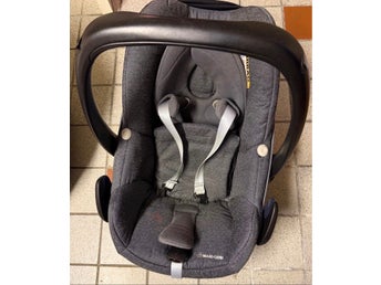 Maxi-Cosi Pebble babyskydd • Grå • Mycket fint skick • okrockad