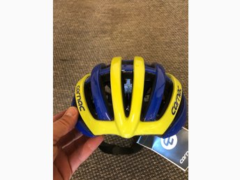 carnac aura road helmet