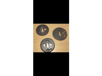Tre antika Tsuba för Katana, Wakizashi, Järn
