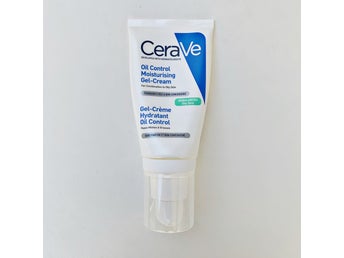 OBS! Ungefär 1/3 kvar CeraVe Oil Control Moisturising Gel-Cream Ansiktskräm
