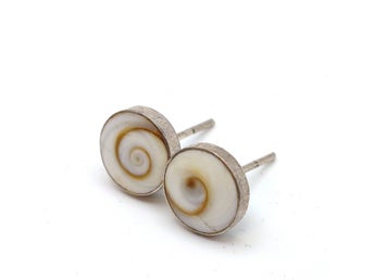 ÖRHÄNGEN, Turbinsnäcka & 925 silver, vintage snäckörhänge · Shiva eye