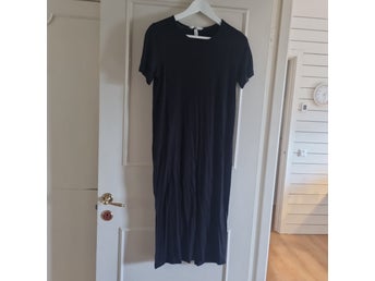 H&M svart tunn sommarklänning, storlek XS