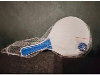 Strandracketset med boll