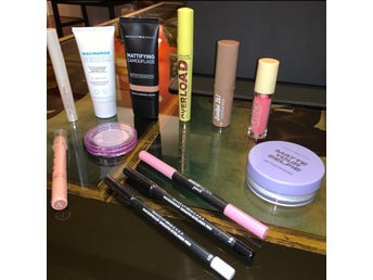 Mega-paket från Makeup Mekka - Helt Nytt & Oöppnat!