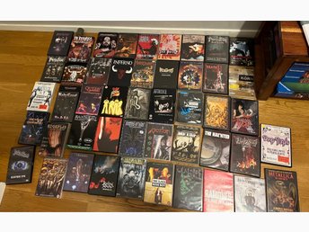 Samling av Musik DVD-skivor - Hårdrock, punk och Metal