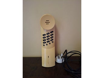 TELEFON, 