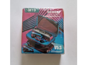 M19 Wireless Earbuds Bluetooth headset Charge with Power Bank