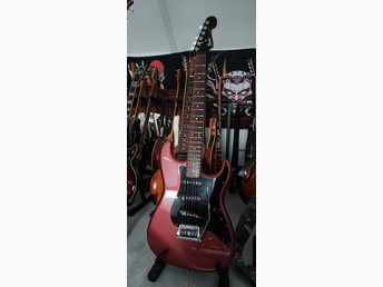 Fender Contemporary Stratocaster (1984-1987) – Japan SN E540332