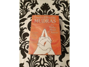 Mudras för kropp, sinne & själ / Mudras for body, mind & spirit *NY INPLASTAD*