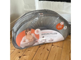 Ergobaby Natural Curve Nursing Pillow - Egonomisk amningskudde