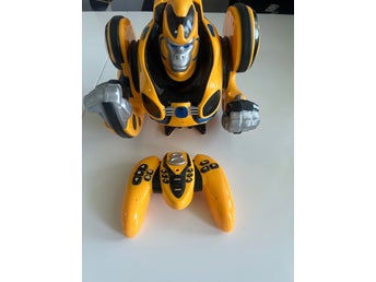 Robots leksak med fjärrkontroll