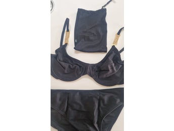 Lyxigaste bikinin inköpt på Mauritius i stl M