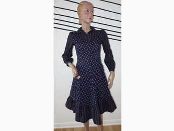 Klänning från 70 talet Vintage Rydboholm Bom.. (393581352 Vintage retro förklädes klänning sommarklänning röd bomull
