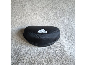 Adidas glasögonfodral Hard Case Etui Fodral Solglasögon Svart Black Brillor