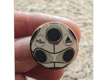 Adidas Europass - Euro 2008 - Enamel pin/ nålmärke - TOP QUALITY!