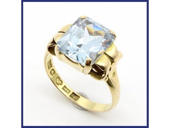 Ring, 18K guld, blå sten, vintage (vikt 6,2g, 6,8ctv, stl 19,5mm)