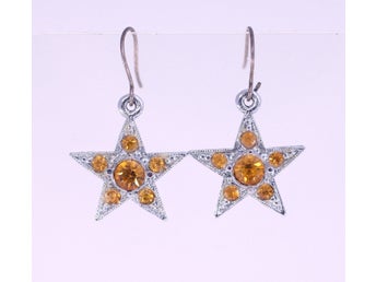 Vintage silver-tone metal star earrings with orange stones-circa 1970s-Weight
