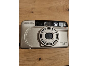 Minolta Riva Zoom 90 analog kamera